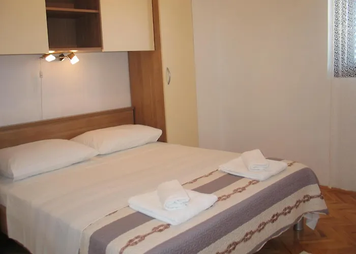 Kunteja Διαμέρισμα Pag Town